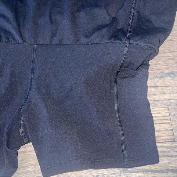 Athleta Salutation Skort | Athletic Skirt | Pockets | Black Medium NWOT - Picture 9 of 13